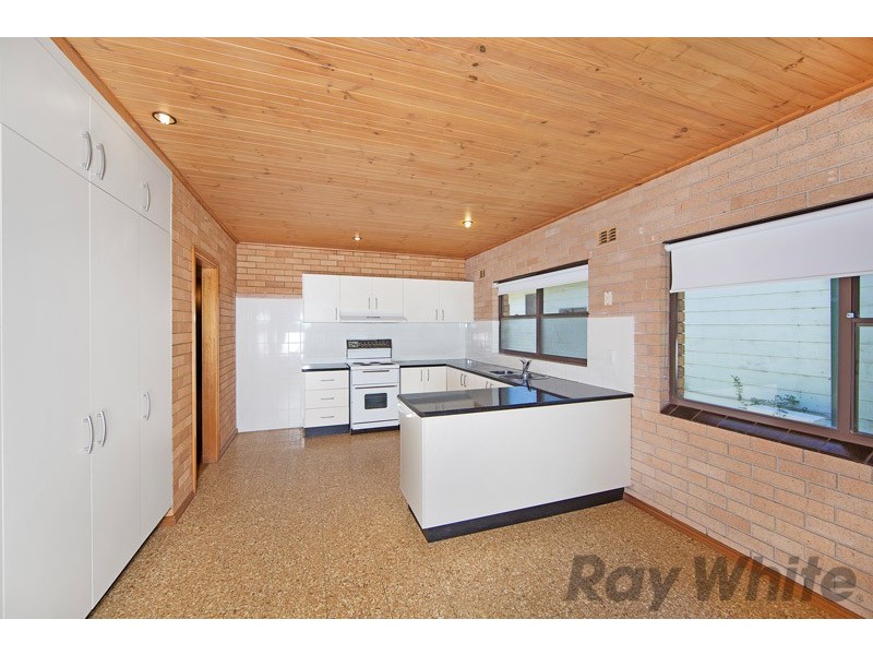 75 Malvina Parade, Lake Haven NSW 2263