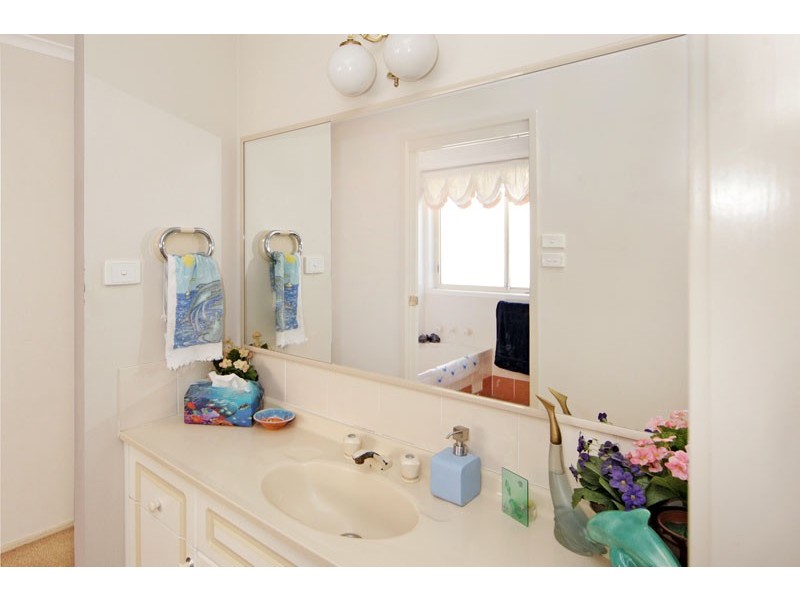 6 Walker Avenue, Kanwal NSW 2259