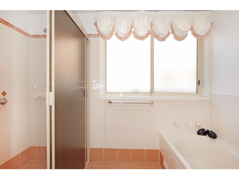 6 Walker Avenue, Kanwal NSW 2259