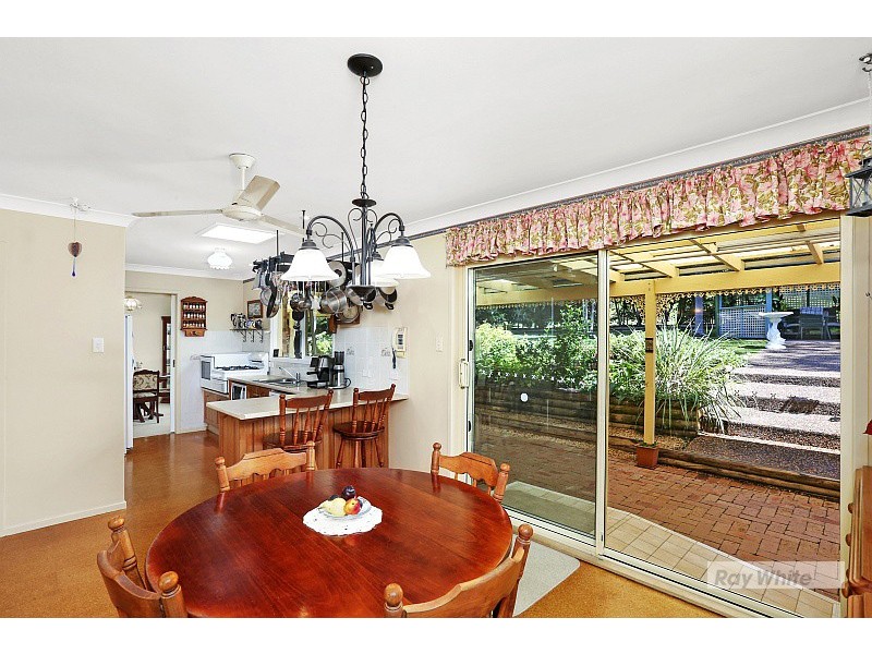 13 Treelands Drive, Jilliby NSW 2259