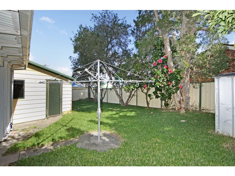 56 Laelana Avenue, Budgewoi NSW 2262
