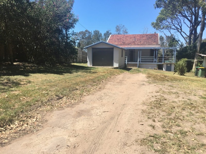 120 Marks Road, Gorokan NSW 2263