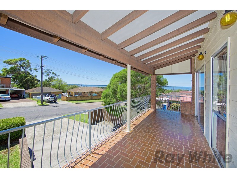 62 Arlington Street, Gorokan NSW 2263