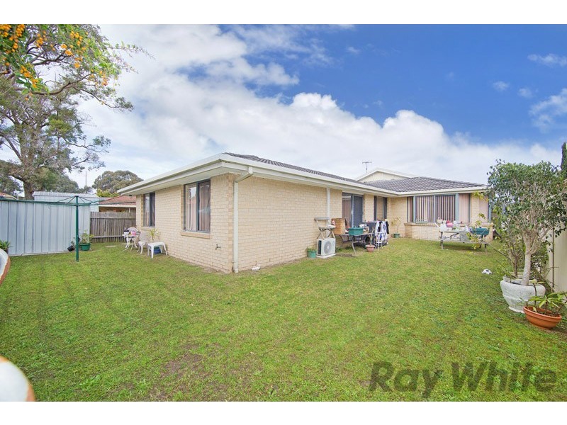 8 Dwyer Street, Blue Haven NSW 2262