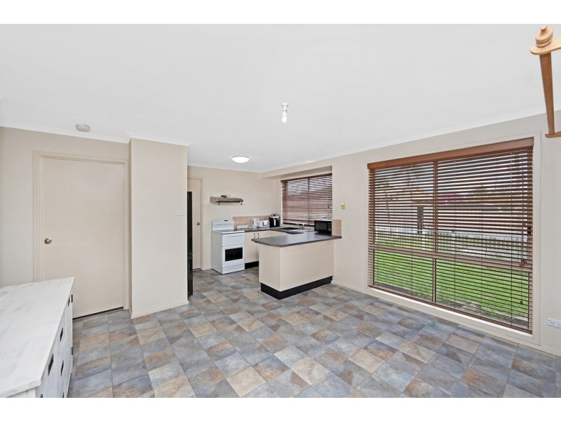 34 Rosella Circuit, Blue Haven NSW 2262