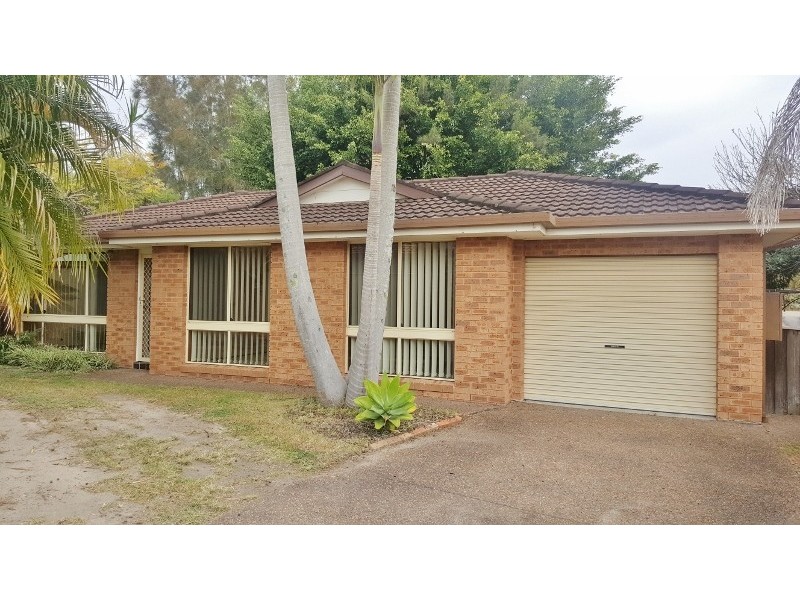4 Talia Court, Blue Haven NSW 2262