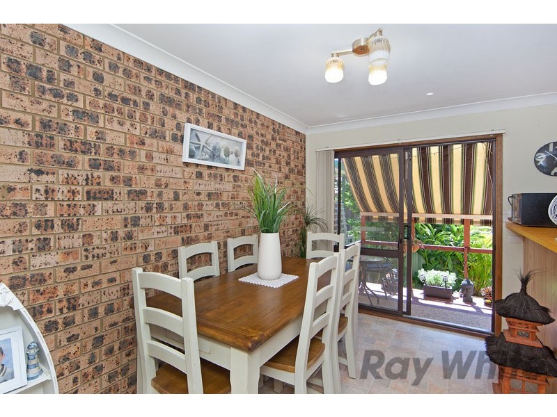 2/7-9 Suncrest Parade, Gorokan NSW 2263