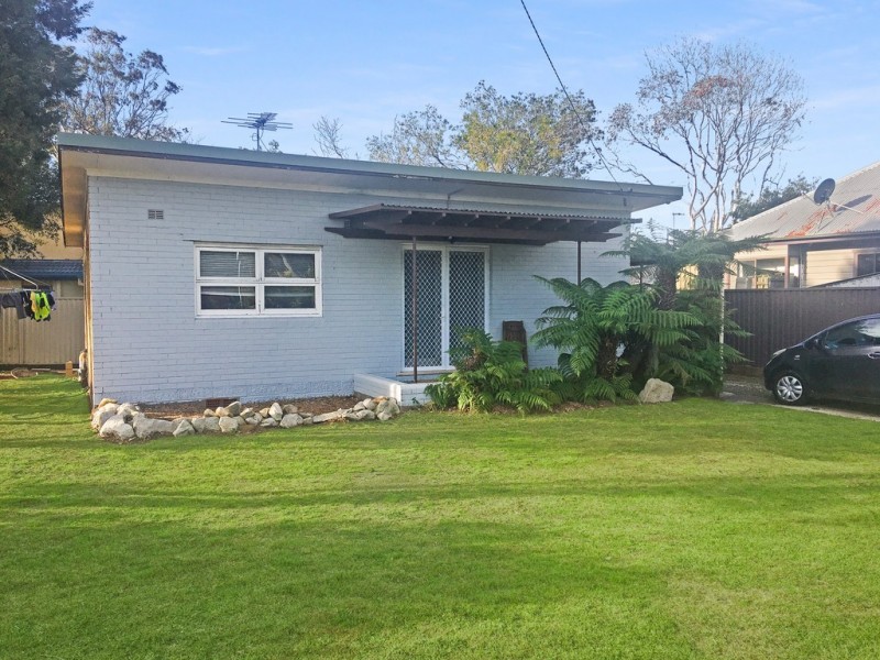 25 Wallarah Road, Gorokan NSW 2263