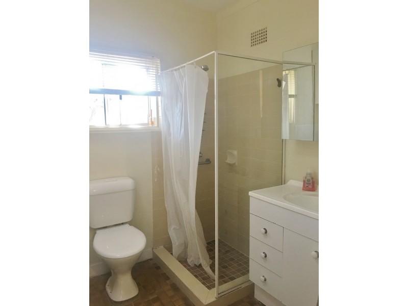 25 Wallarah Road, Gorokan NSW 2263