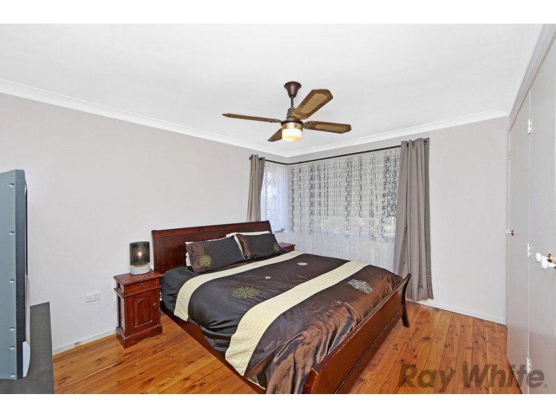 37 Rolfe Avenue, Kanwal NSW 2259