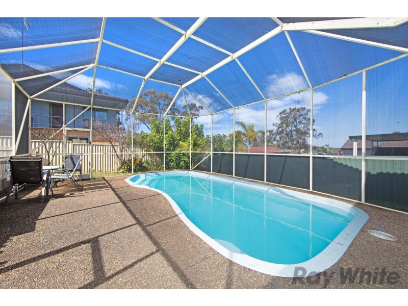 37 Rolfe Avenue, Kanwal NSW 2259