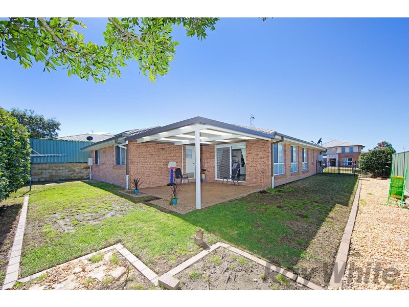 16 Stan Johnson Drive, Hamlyn Terrace NSW 2259
