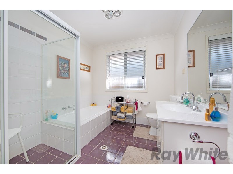16 Stan Johnson Drive, Hamlyn Terrace NSW 2259