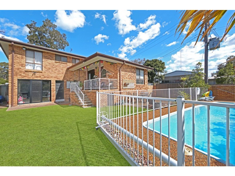 7 Tenth Avenue, Budgewoi NSW 2262