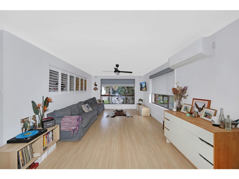 7 Tenth Avenue, Budgewoi NSW 2262