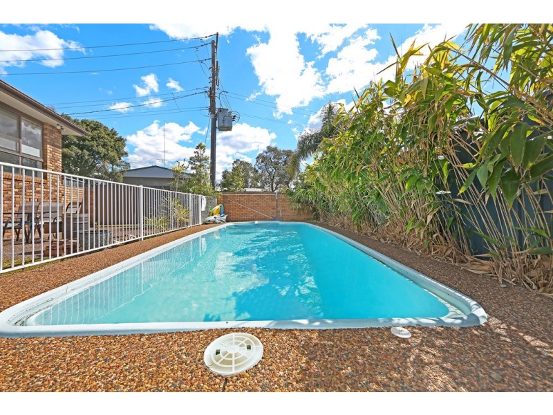 7 Tenth Avenue, Budgewoi NSW 2262