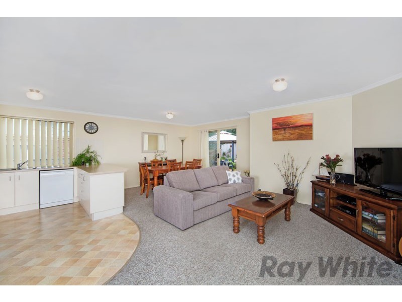 10 Winchester Drive, Lake Munmorah NSW 2259