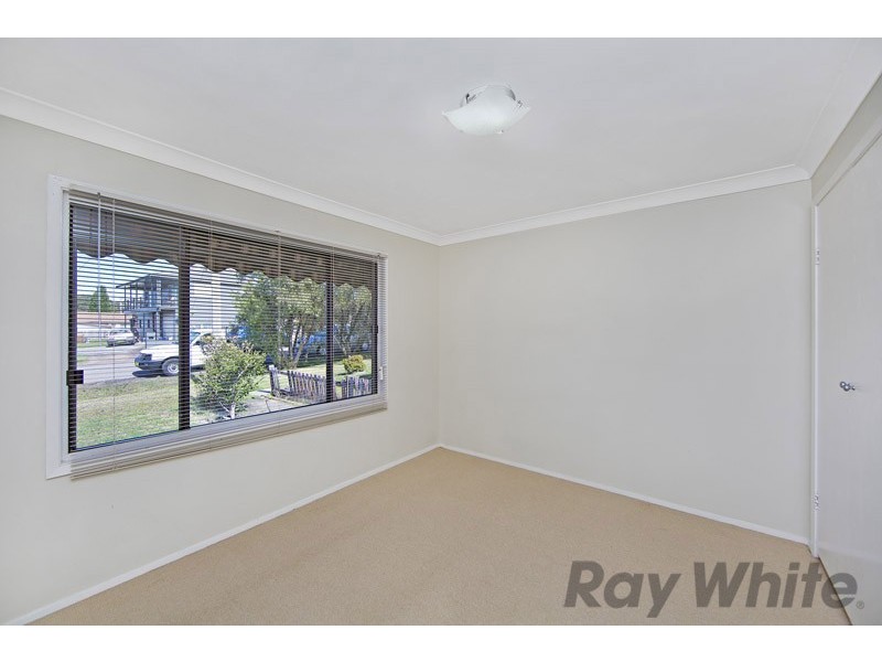 17 Suffolk Street, Gorokan NSW 2263