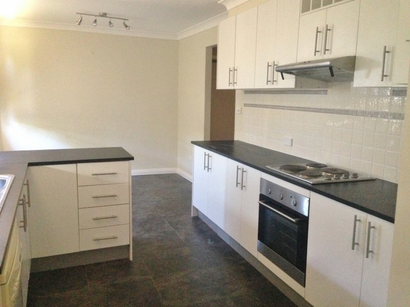 17 Suffolk Street, Gorokan NSW 2263