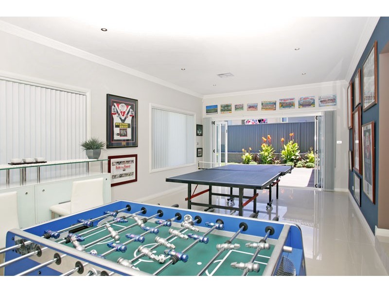 11 Haven Crescent, Woongarrah NSW 2259