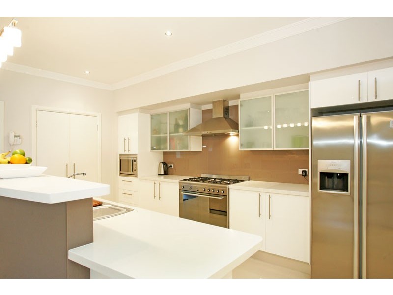 11 Haven Crescent, Woongarrah NSW 2259