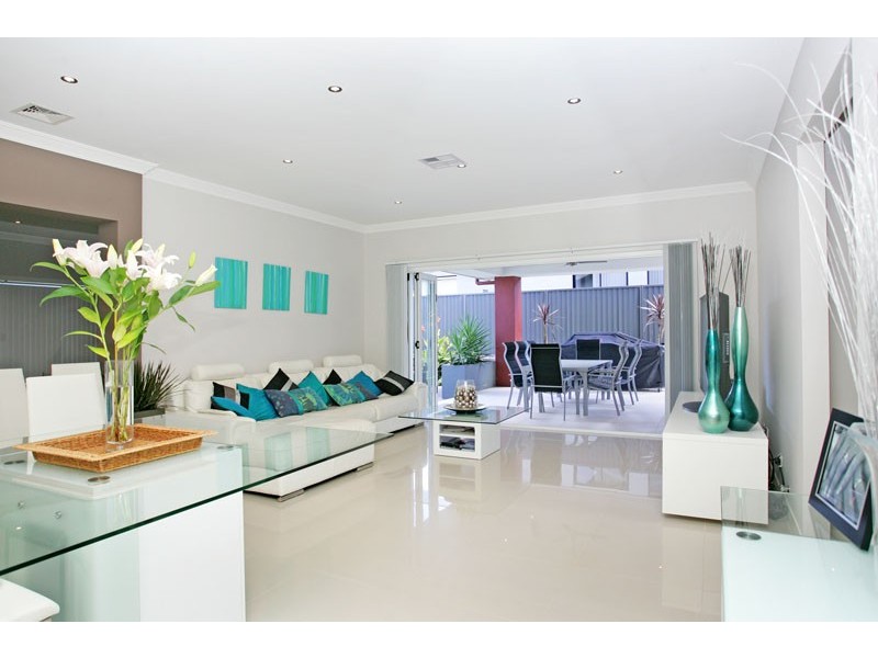 11 Haven Crescent, Woongarrah NSW 2259
