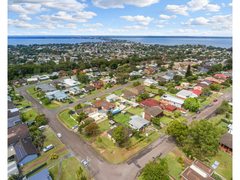 51 Skyline Street, Gorokan NSW 2263
