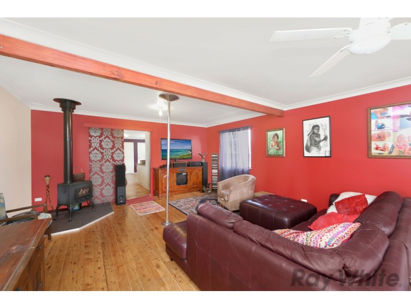 13 Kewalo Avenue, Budgewoi NSW 2262