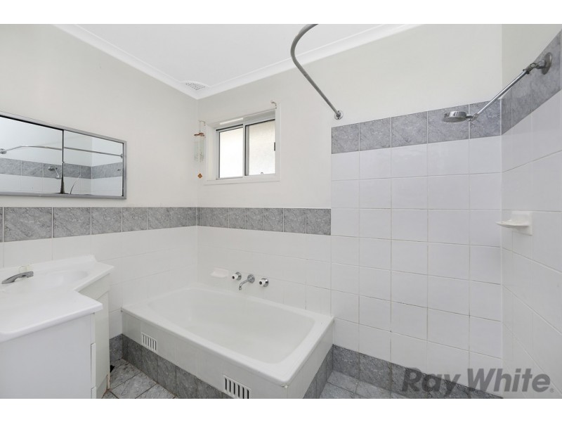 13 Kewalo Avenue, Budgewoi NSW 2262