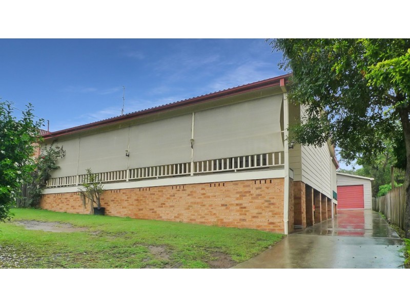 134 Elizabeth Bay Drive, Lake Munmorah NSW 2259