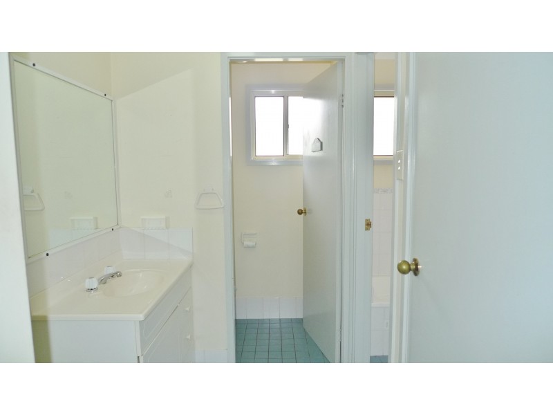 134 Elizabeth Bay Drive, Lake Munmorah NSW 2259