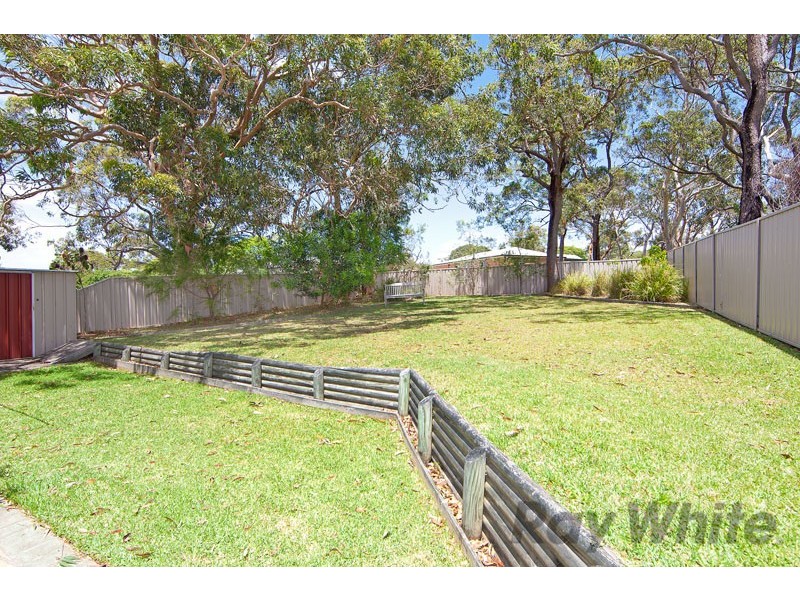 7 Winchester Drive, Lake Munmorah NSW 2259