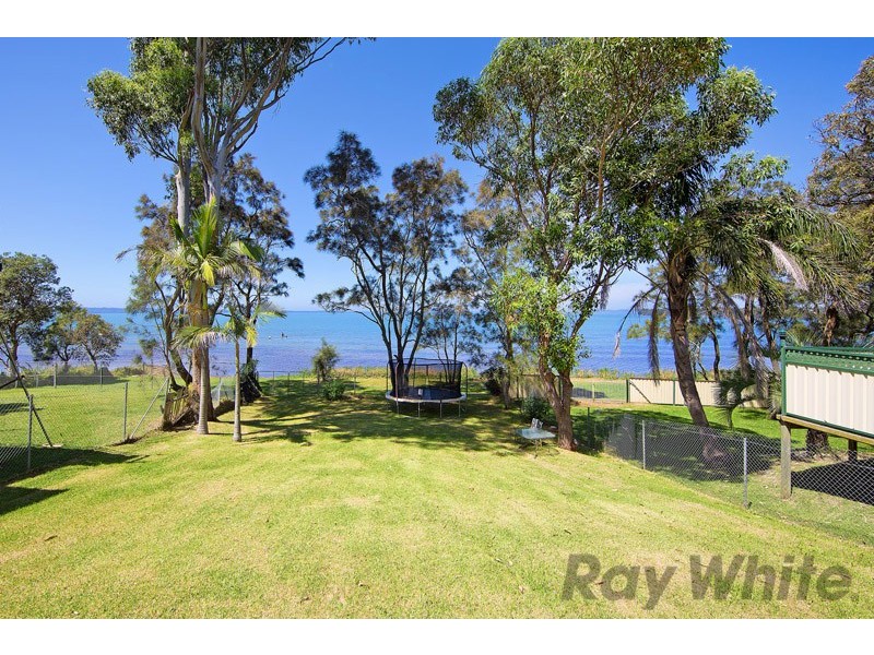 90 Marks Road, Gorokan NSW 2263