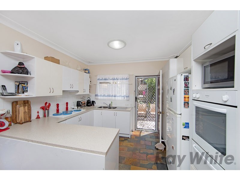 90 Marks Road, Gorokan NSW 2263