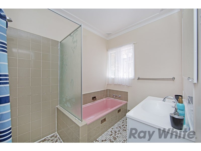 90 Marks Road, Gorokan NSW 2263