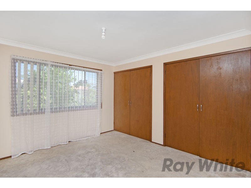 4 Esther Close, Gorokan NSW 2263