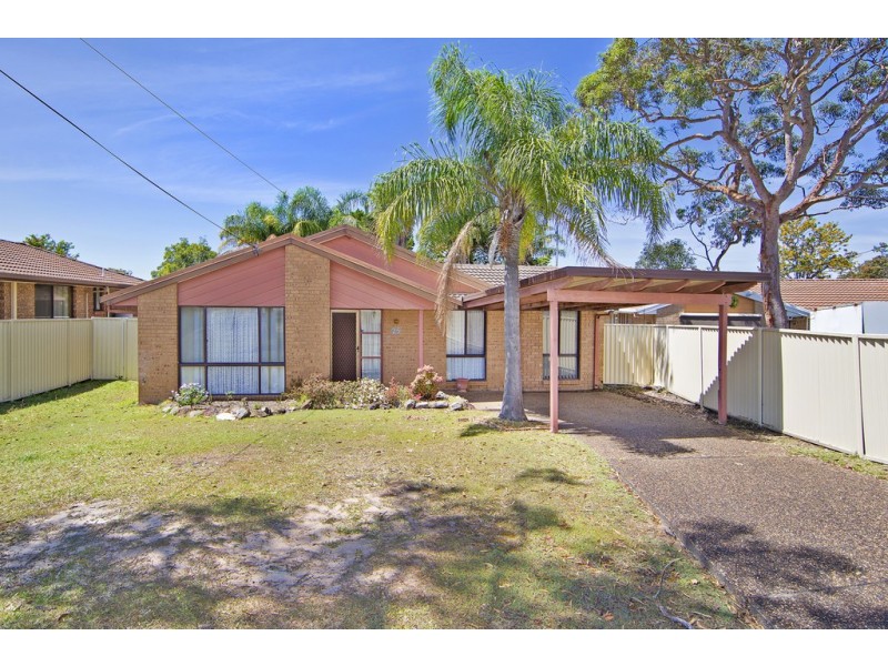 25 Casurina Close, Lake Haven NSW 2263