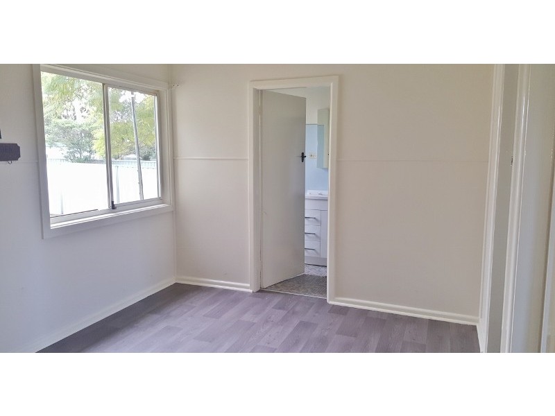 1/97 Vales Road, Mannering Park NSW 2259