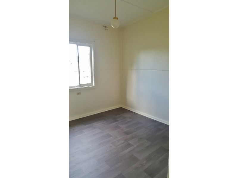 1/97 Vales Road, Mannering Park NSW 2259