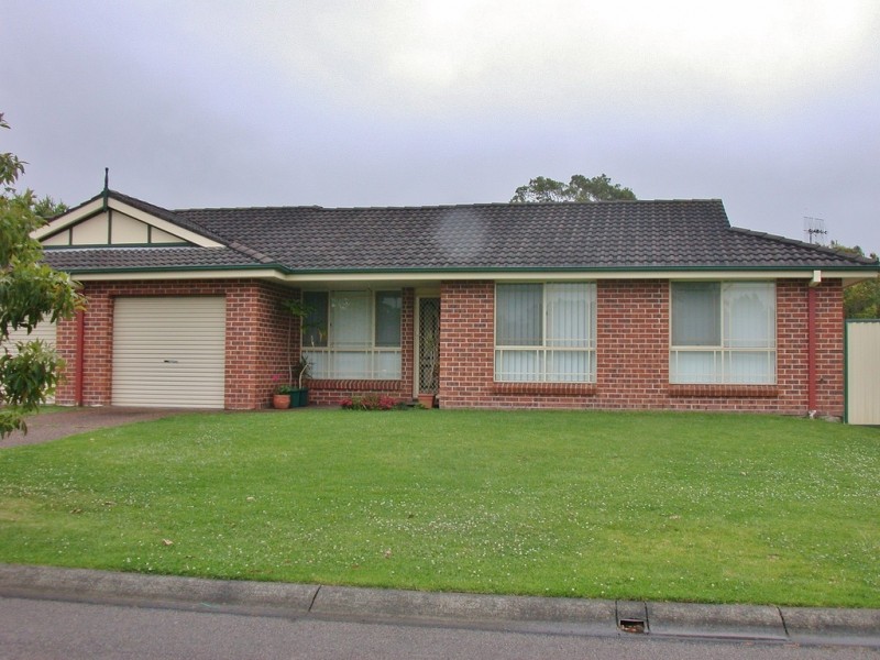 1B Elder Close, Kanwal NSW 2259