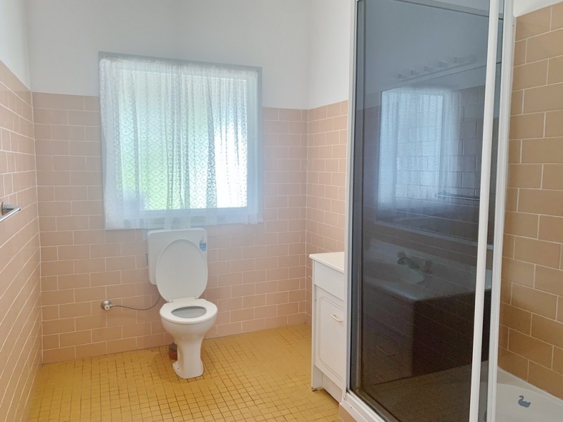 13 Wallarah Road, Gorokan NSW 2263