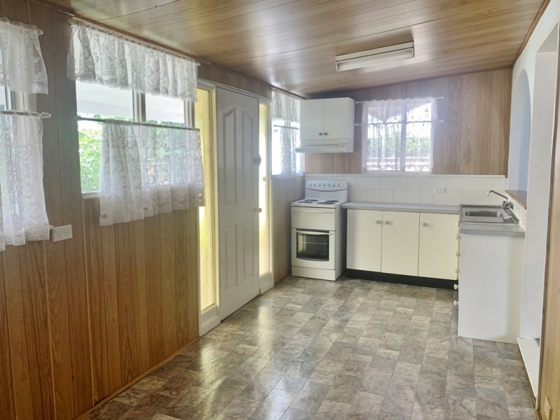 13 Wallarah Road, Gorokan NSW 2263