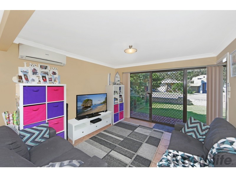 16 Sunrise Avenue, Budgewoi NSW 2262