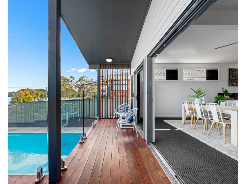 8 Buff Point Avenue, Buff Point NSW 2262