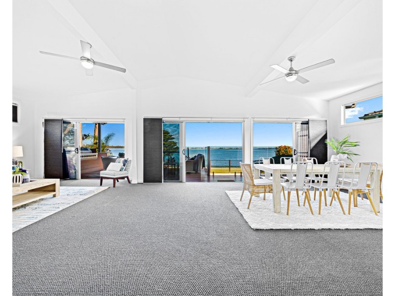 8 Buff Point Avenue, Buff Point NSW 2262