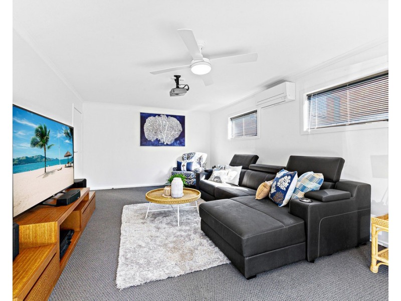 8 Buff Point Avenue, Buff Point NSW 2262