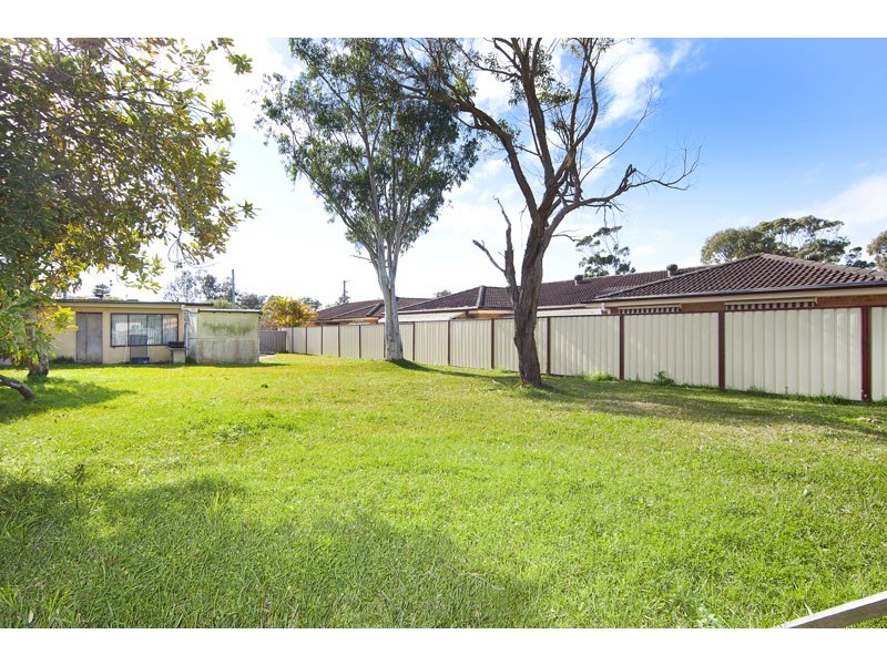 4 Manuka Parade, Gorokan NSW 2263