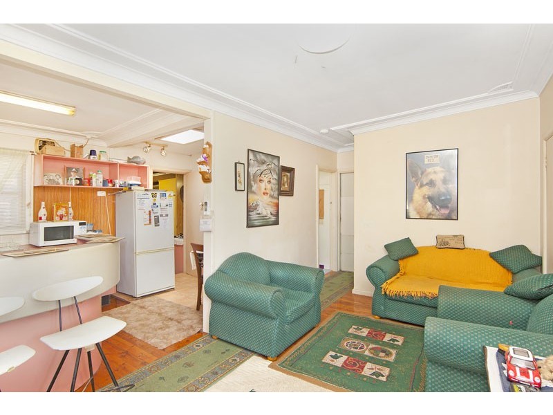 4 Manuka Parade, Gorokan NSW 2263
