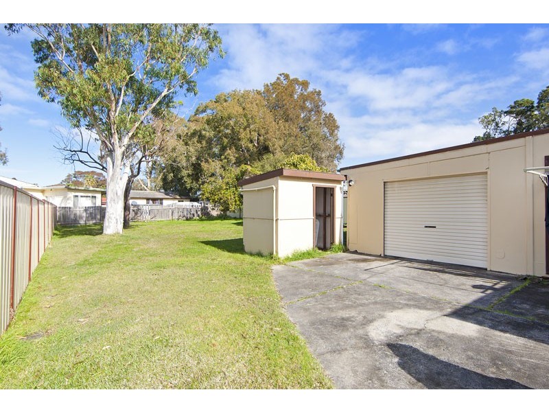 4 Manuka Parade, Gorokan NSW 2263