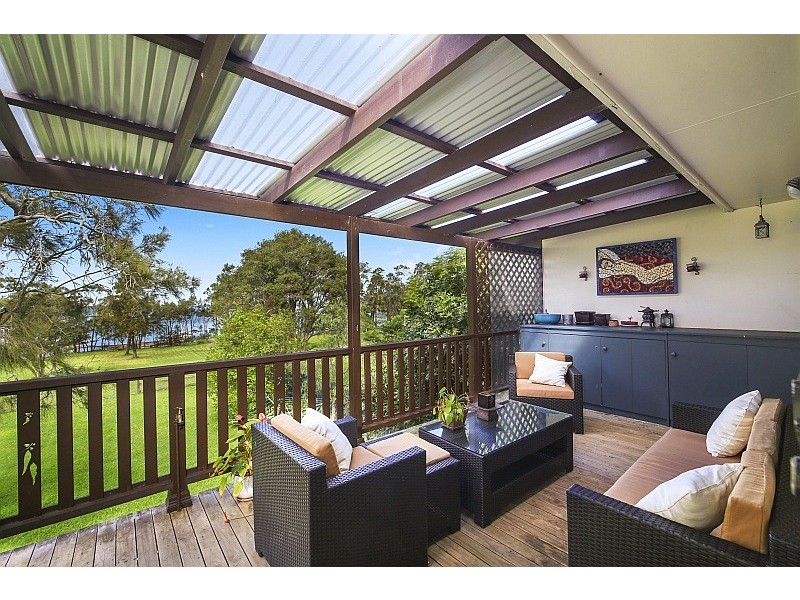452 Tuggerawong Road, Tuggerawong NSW 2259